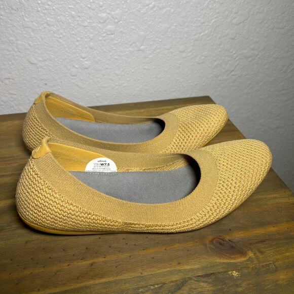 All Birds Dark Yellow Textile Flats size 7.5 W - Picture 5 of 8